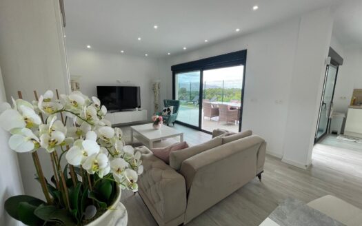 Casa o chalet independiente en venta en Calle Orquídia,Alfaz del pi